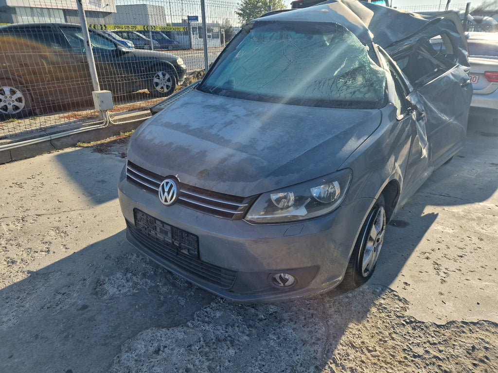 Dezmembrari Volkswagen Touran 1.6 tdi, an 2012, CAY