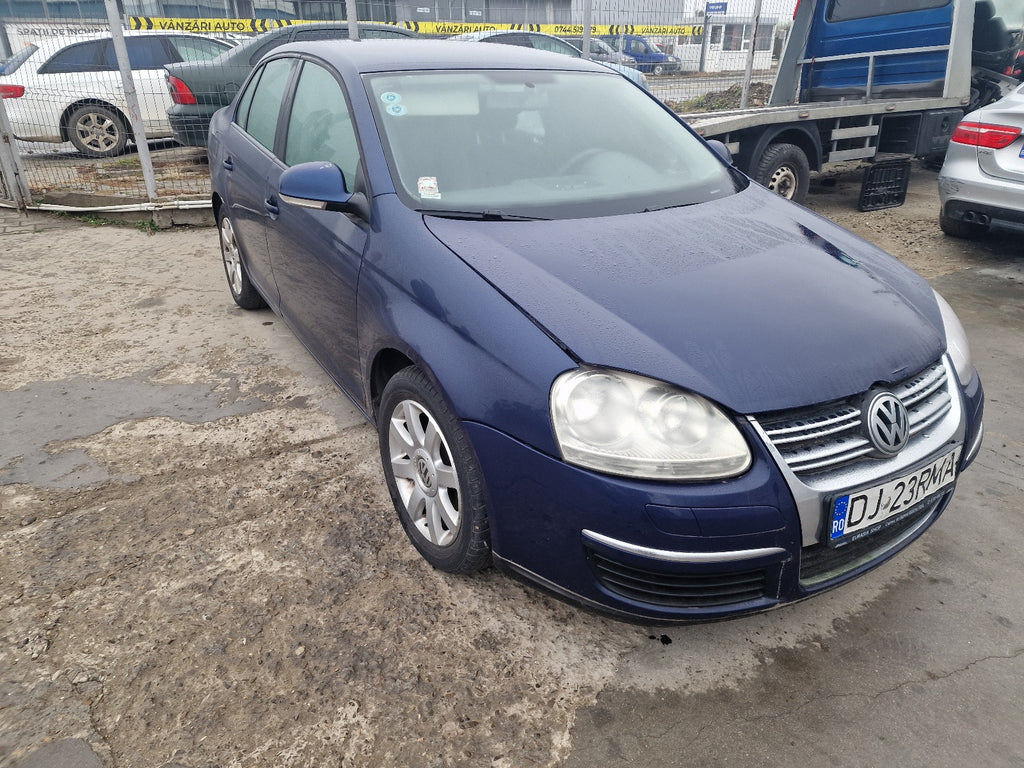 Dezmembrari Volkswagen Jetta 1.9 tdi, an 2006, euro4, BLS