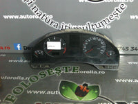 ceas bord Audi A8
