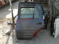 usa stanga spate coltar Toyota Rav 4