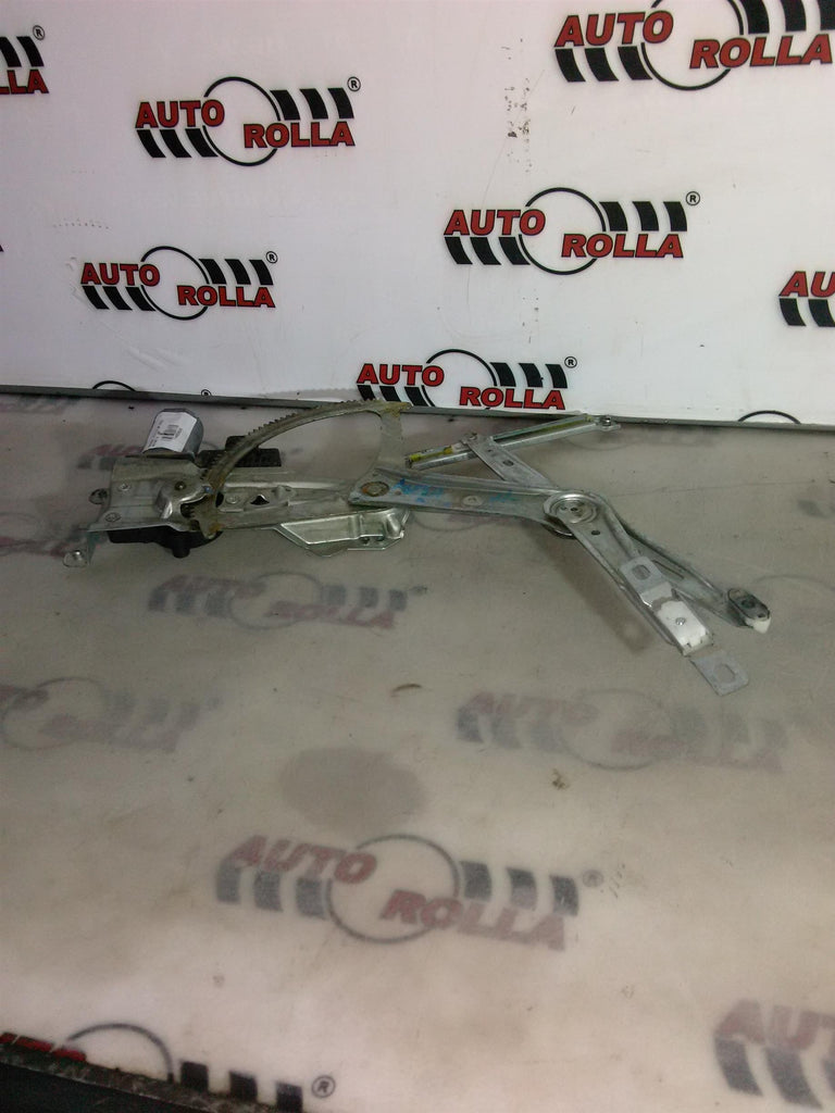 macara electrica dreapta fata Opel Astra H