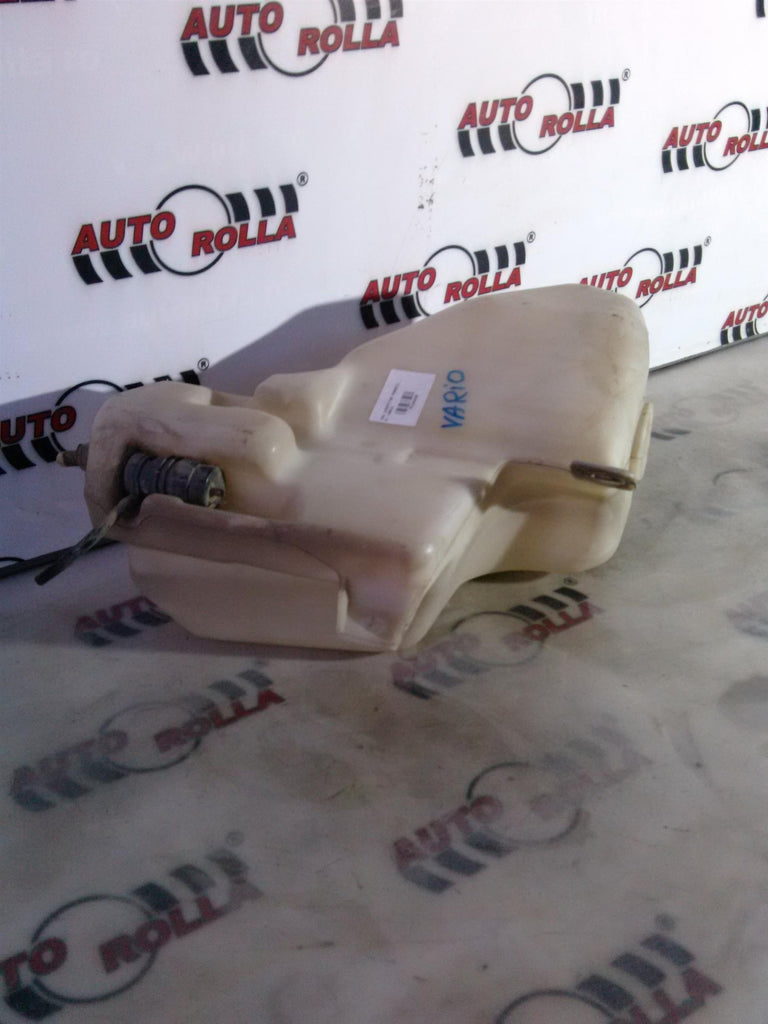 vas stropitor parbriz Mercedes Vario