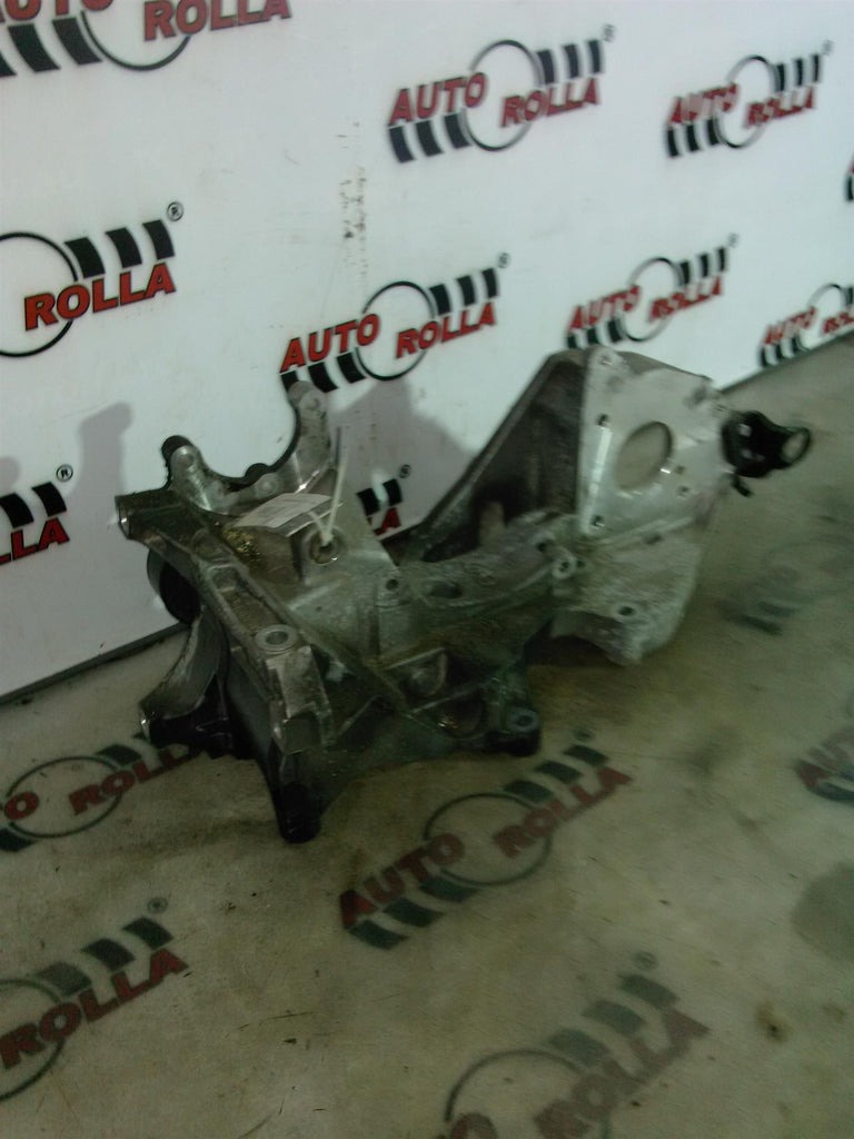 suport compresor ac Audi A4, 2.0TDI an 2010