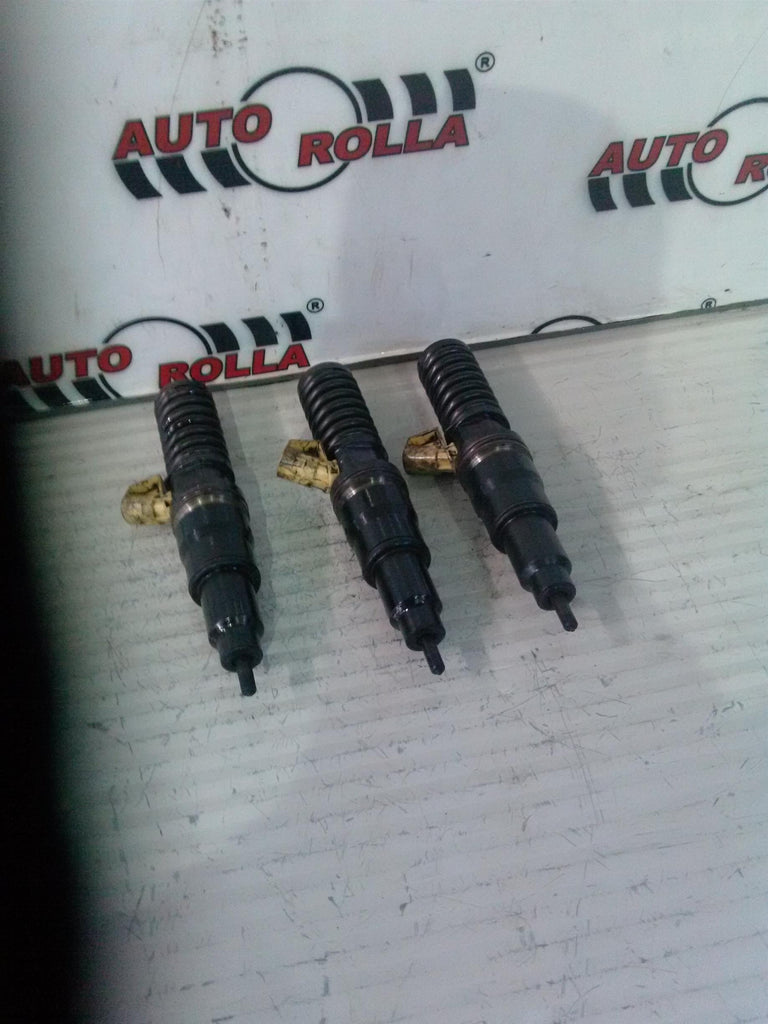 Injectoare 3 bucati Volvo FM9, 320cp 6x4, an 2004