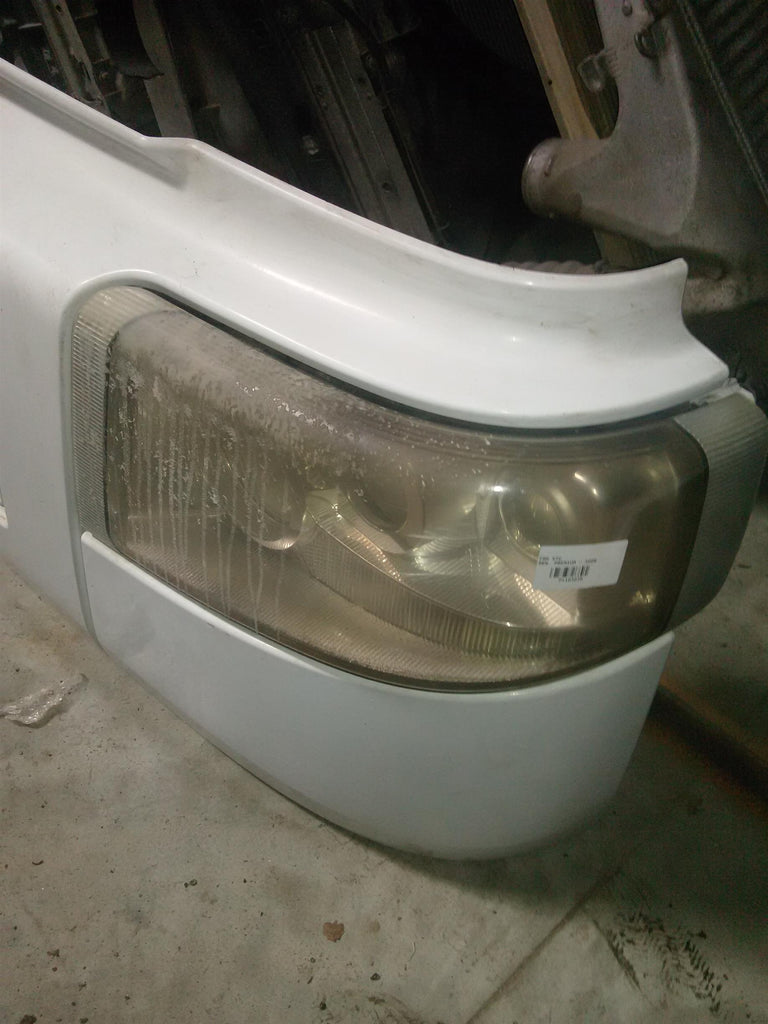 far stanga Renault Premium, an 2006