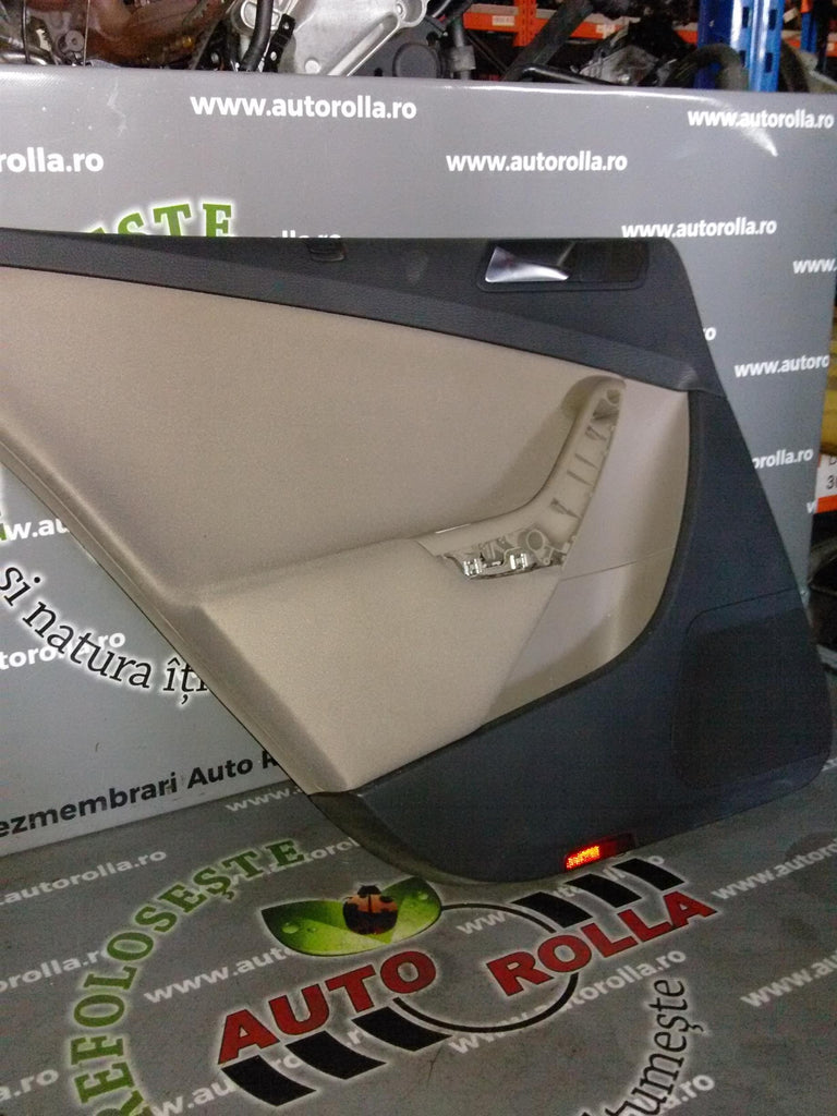 tapiterie usa stanga spate Volkswagen Passat B6
