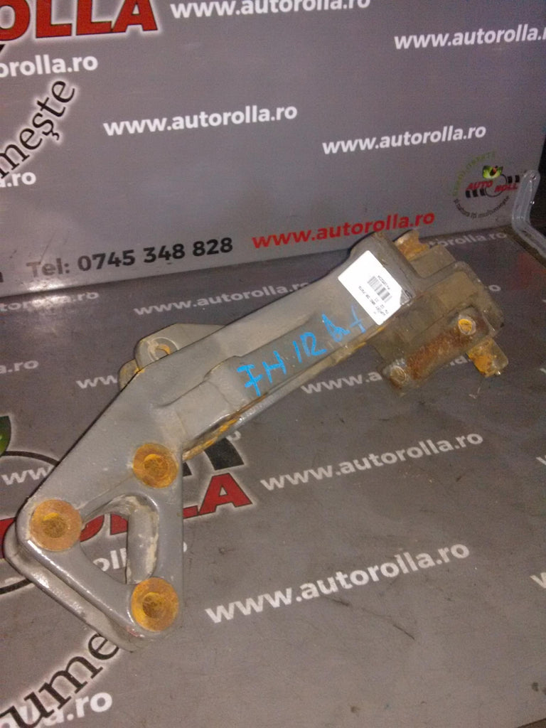 suport arc dreapta fata Volvo FH12