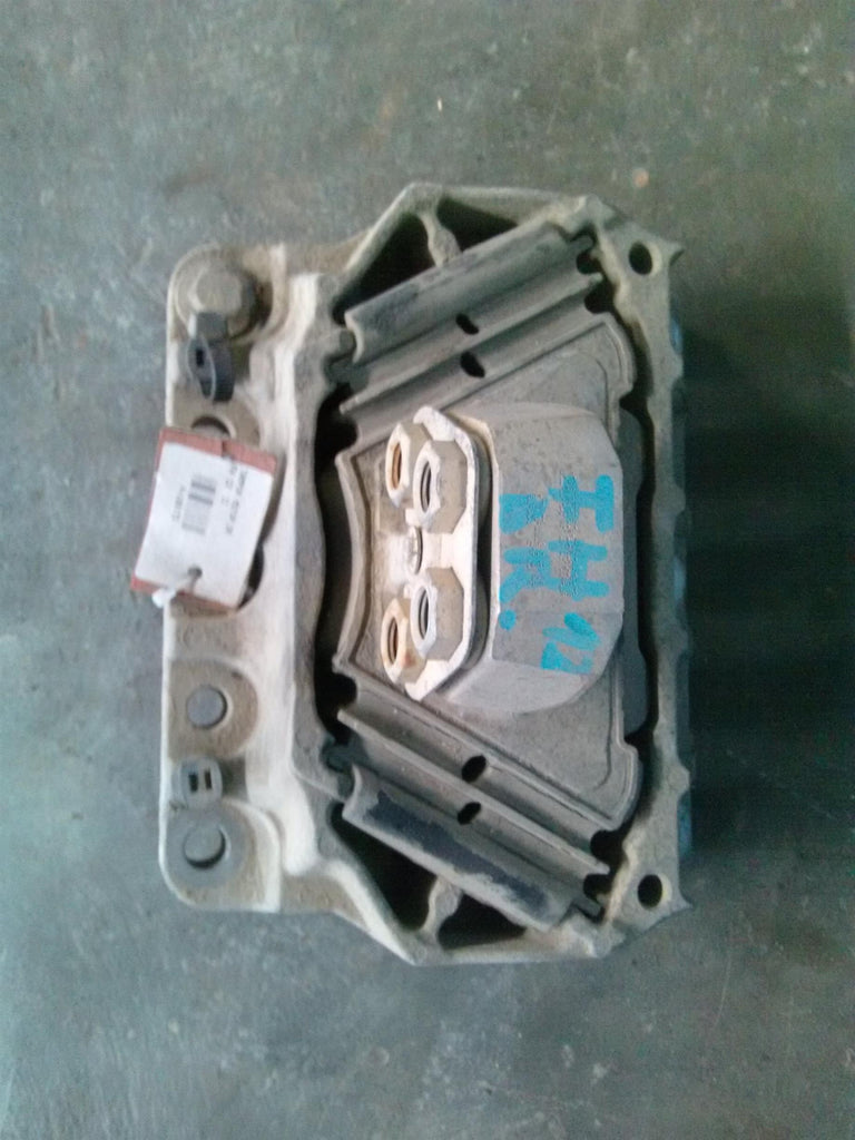 tampon motor dreapta Volvo FH12