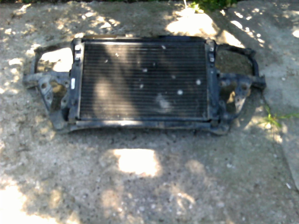 tragar si incuietoare capota fata Audi A4, an 1998