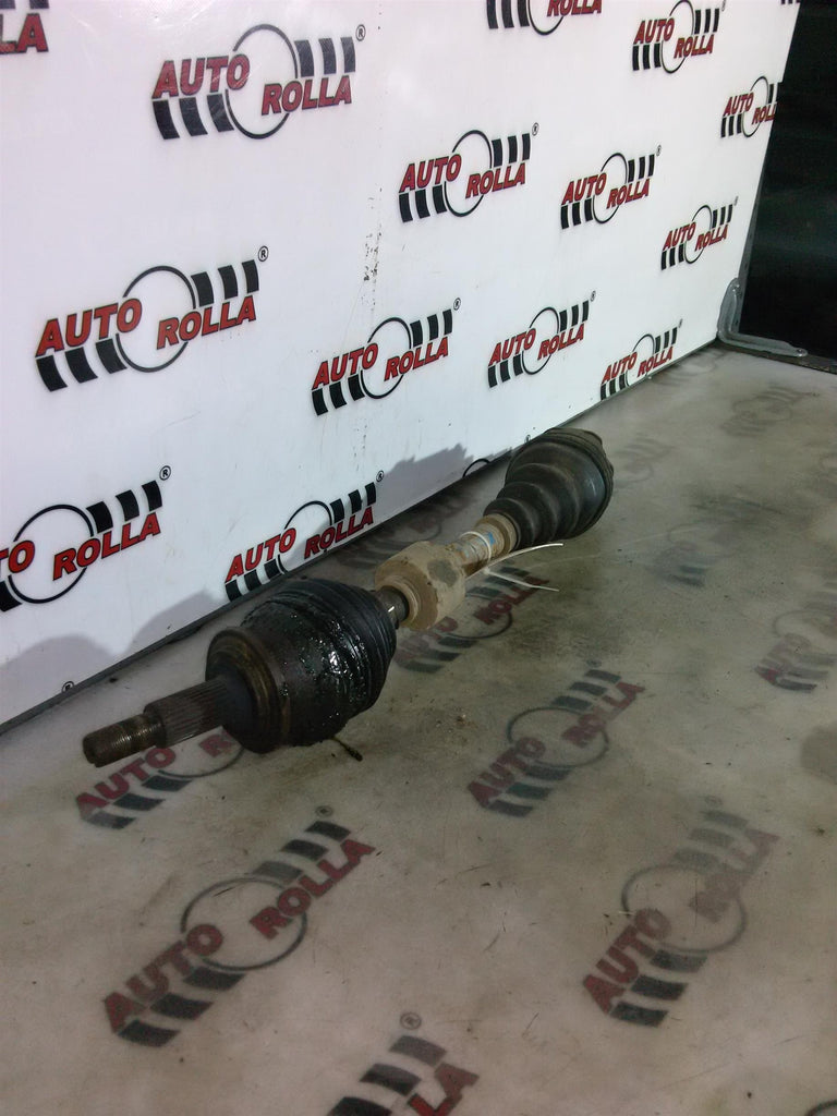 planetara stanga fata Toyota Rav 4, 2.2D, an 2007