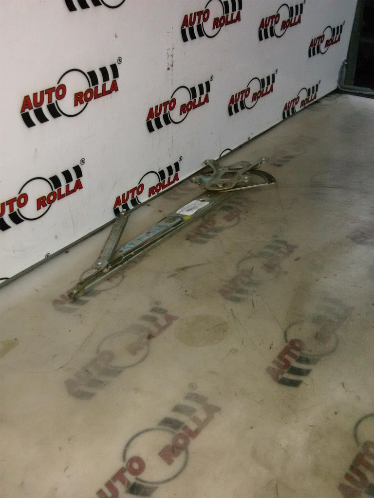 macara stanga fata fara motoras Toyota Rav 4, 2.2D, an 2007