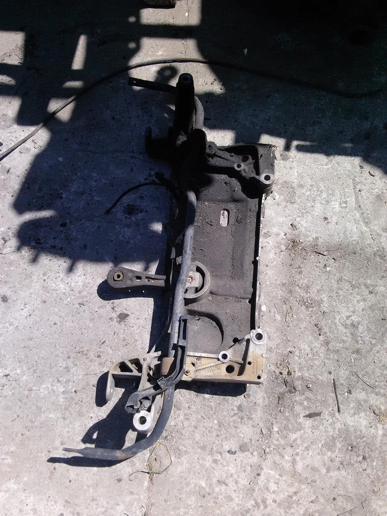 punte fata Skoda Octavia 1