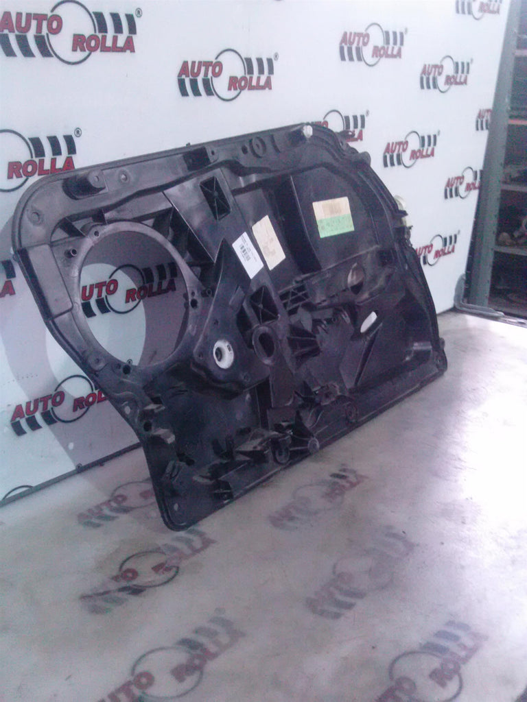 macara electrica usa stanga fata Ford Fiesta, an 2010