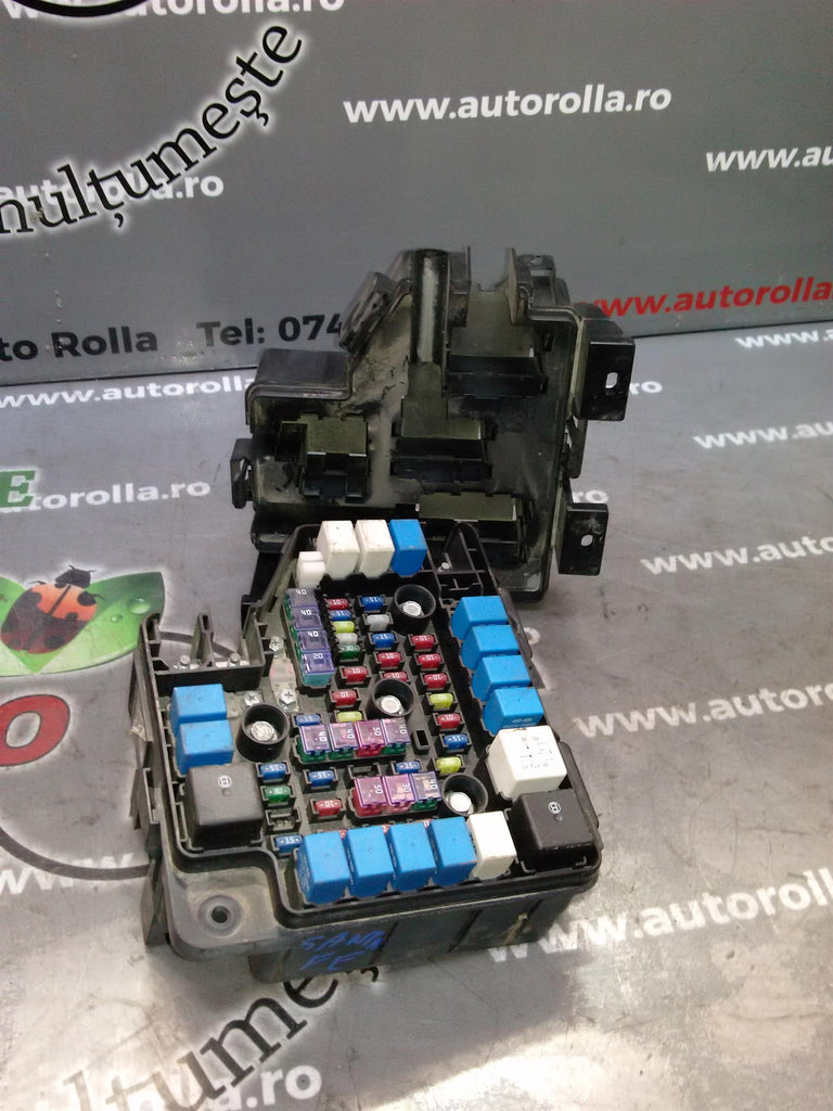 tablou sigurante motor Hyundai Santa Fe 2.2CRDI, an 2010, automata