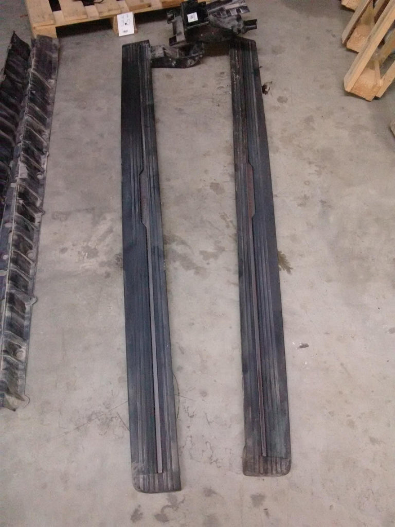 scari prag exterioare stanga si dreapta Land Rover Range Rover Vogue, 3.0D an 2015