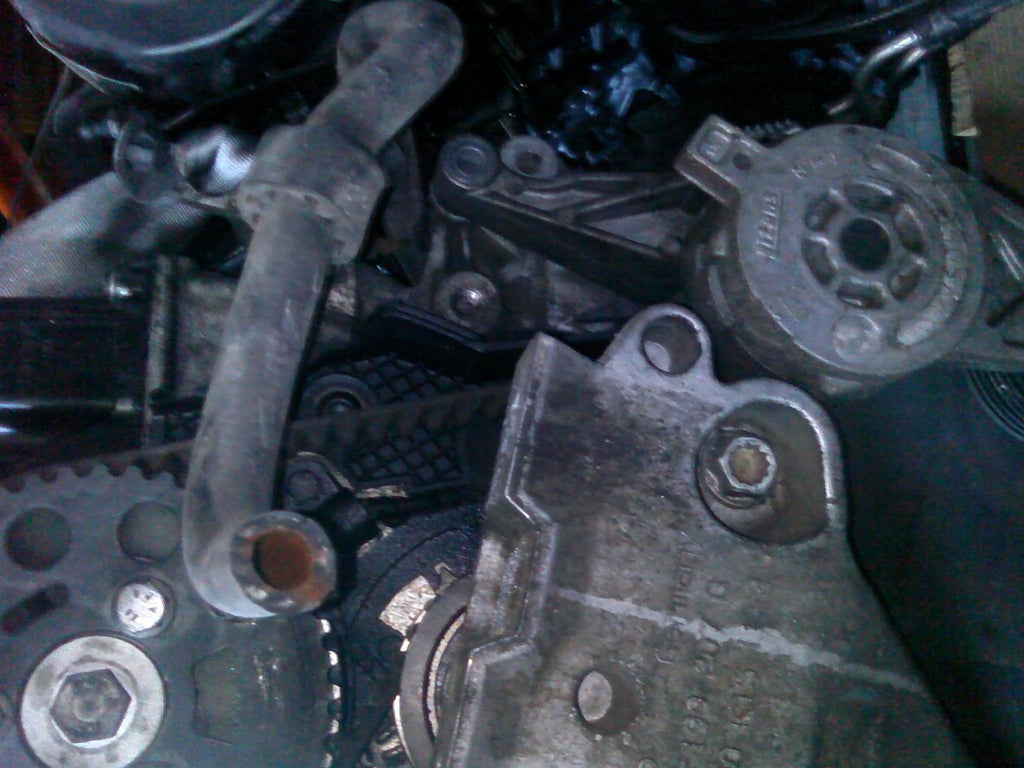 suport compresor ac Volkswagen Caddy,1.9TDI an 2008