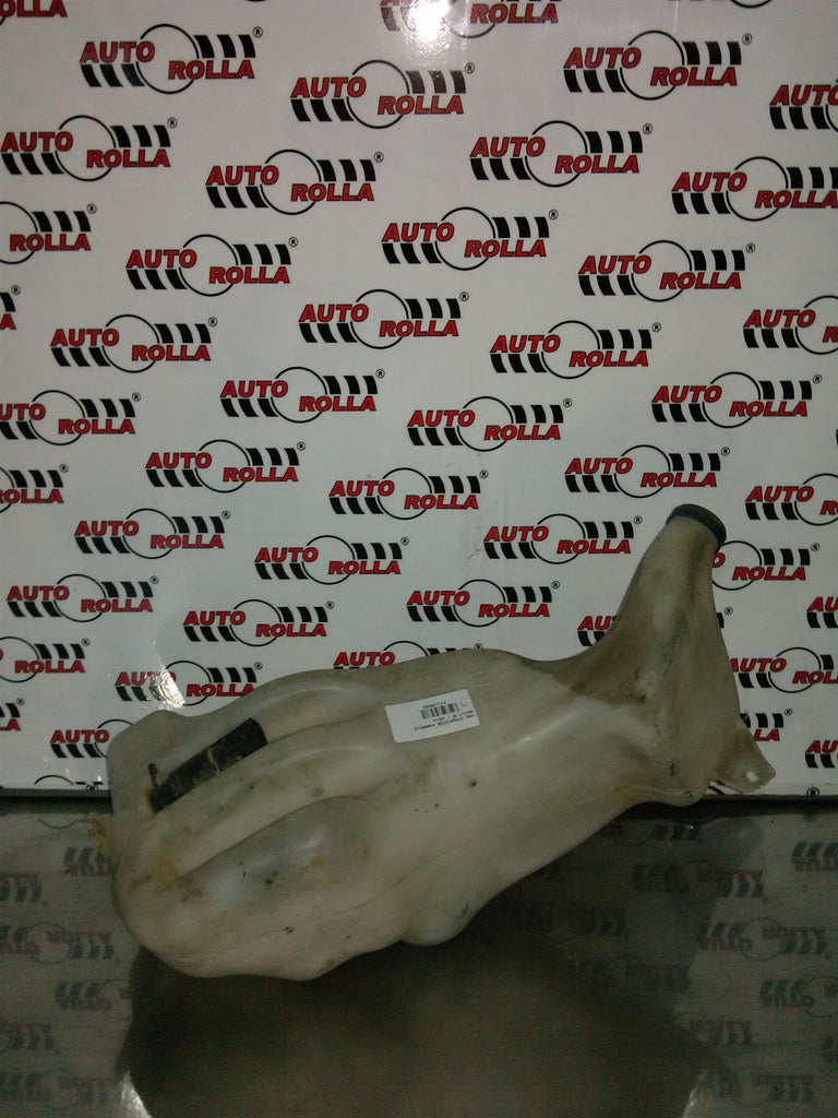 vas stropitor parbriz Iveco Daily 4, an 2012