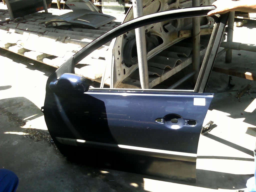 usa stanga fata si geam Renault Megane Sedan, an 2005