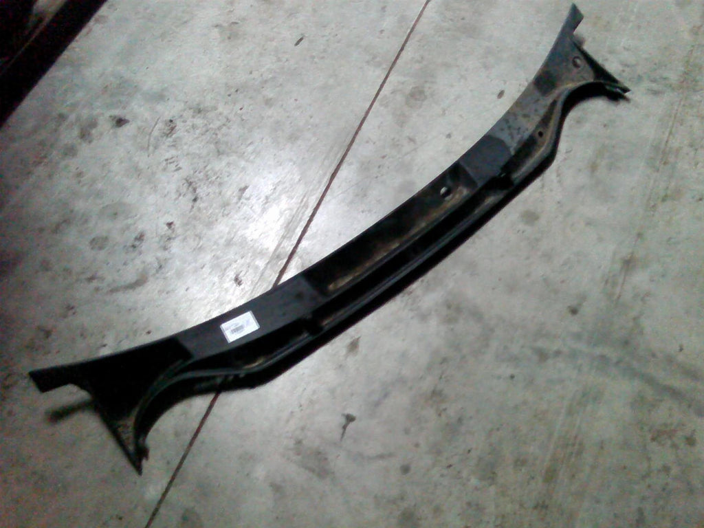 grila parbriz Skoda Fabia, an 2005