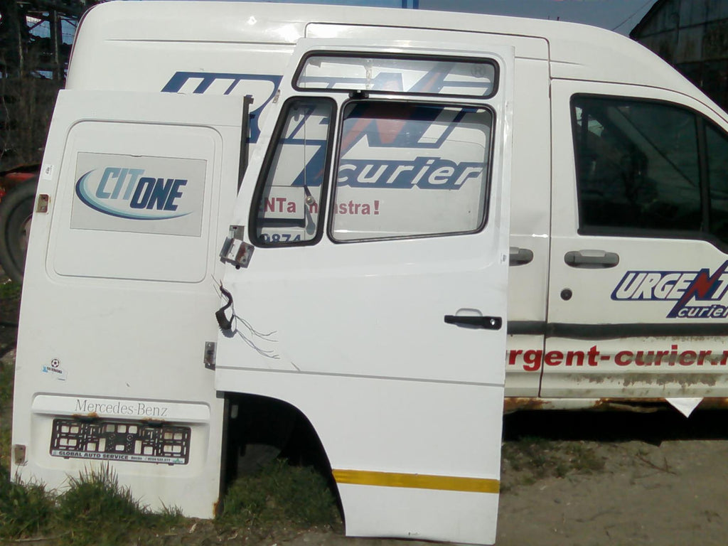 usa stanga fata completa Mercedes Vario