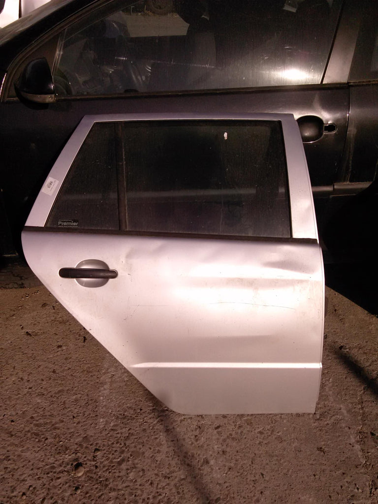 usa dreapta spate completa Skoda Fabia
