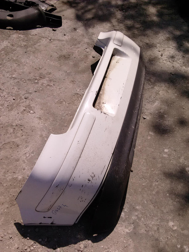 bara spate Volkswagen Golf 4