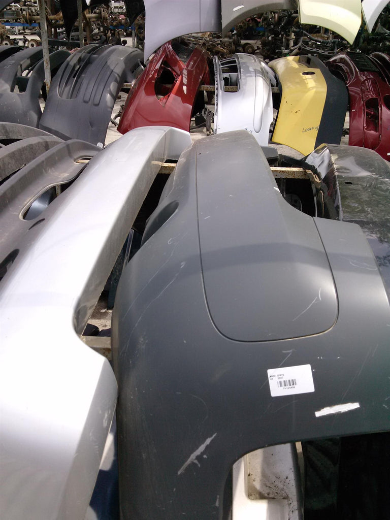 bara spate Audi A4, an 2003
