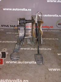 Pod pedalier Dacia Logan 1.5d an 2012