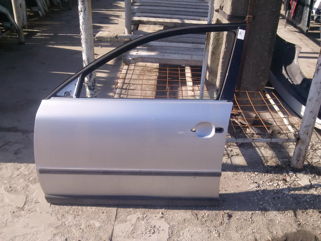 Usa stanga fata goala Volkswagen Passat B5 break