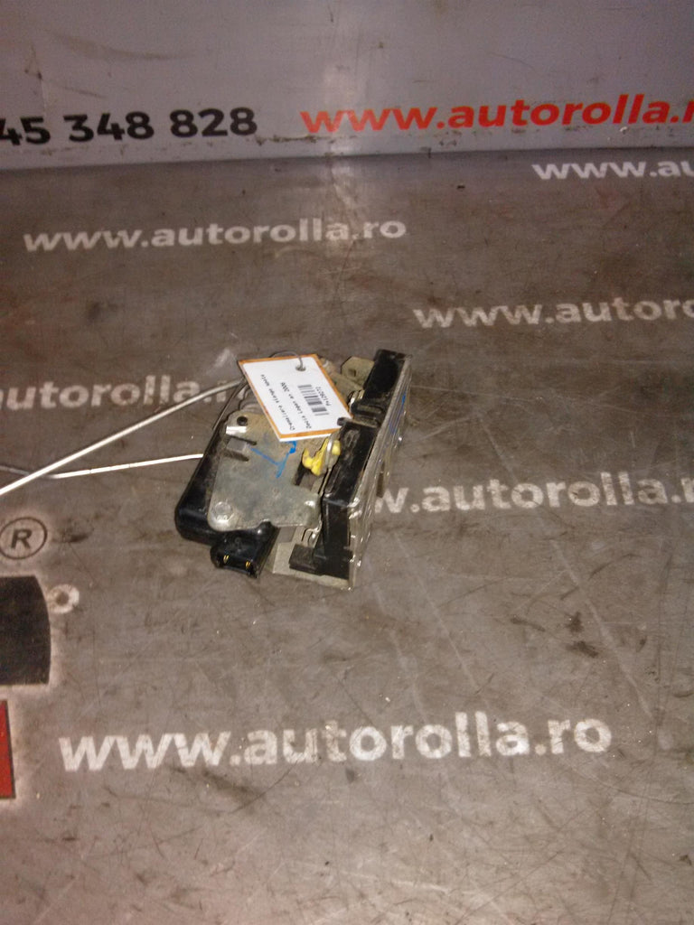 Cremaliera stanga spate Dacia Logan an 2006