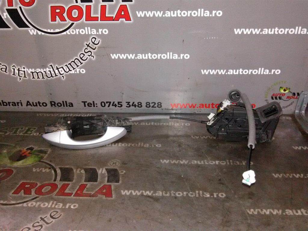 Cremaliera + maner exterior usa dreapta spate Skoda Octavia III 2.0d an 2014
