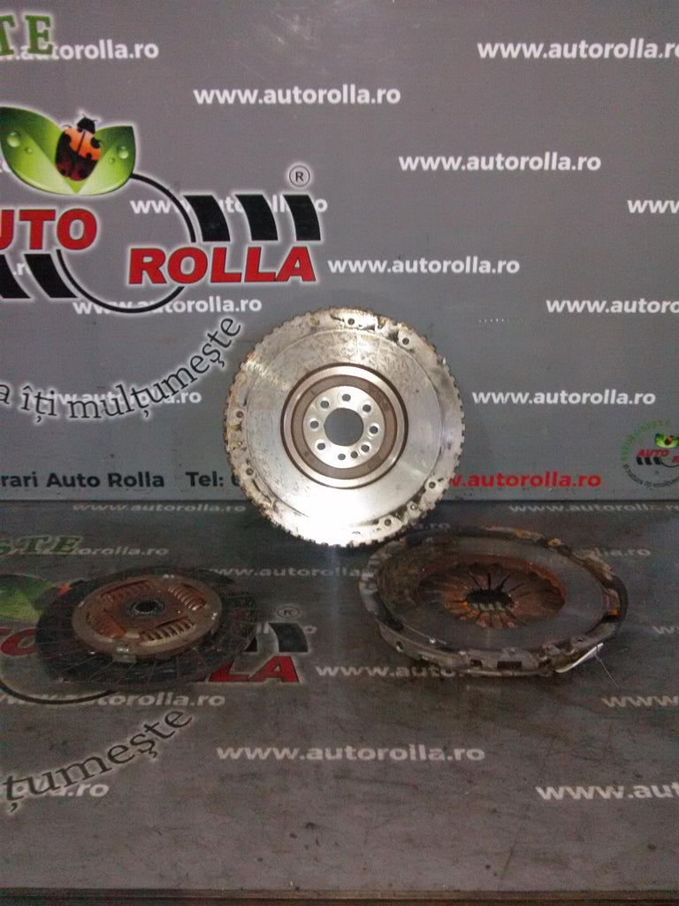 Ambreiaj complet Citroen C8 2.0d an 2005