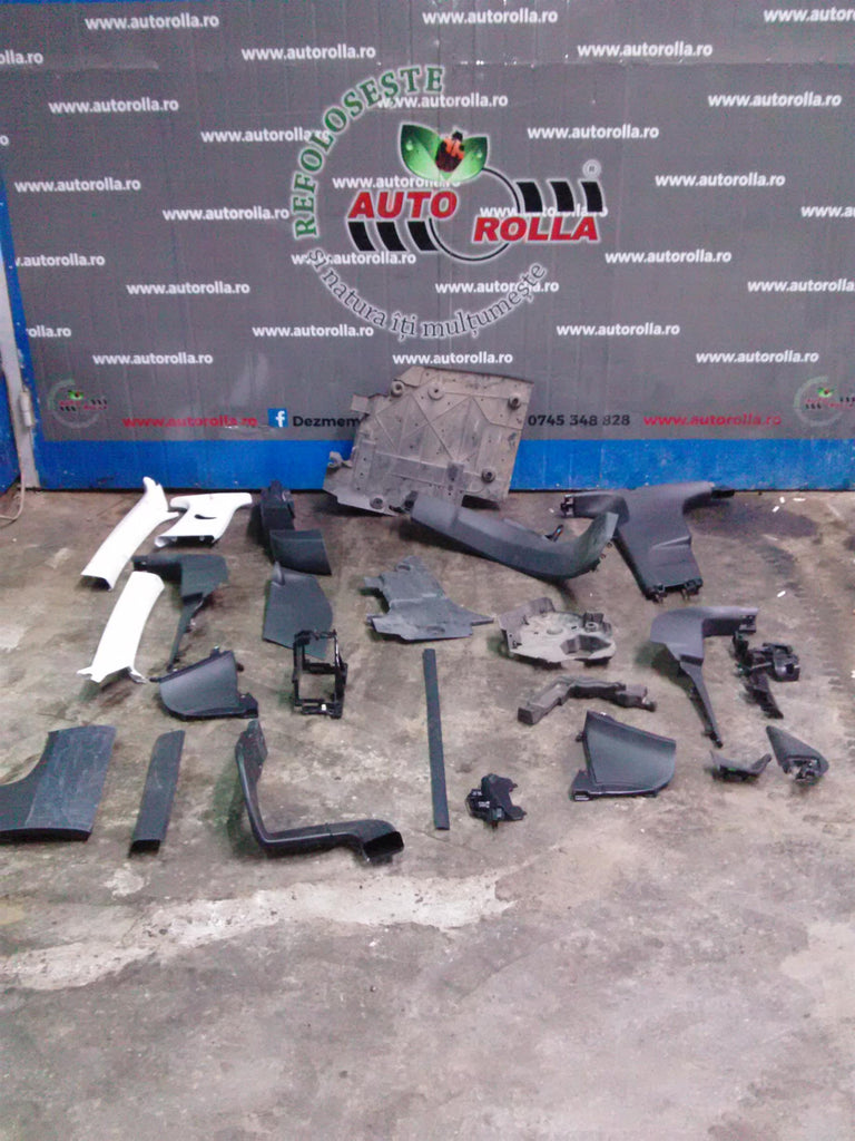 Plastice Peugeot 308 an 2015