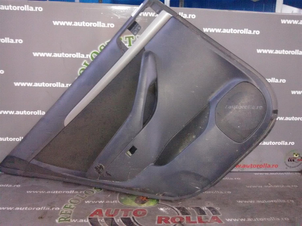 Tapiterie usa stanga spate Toyota Avensis