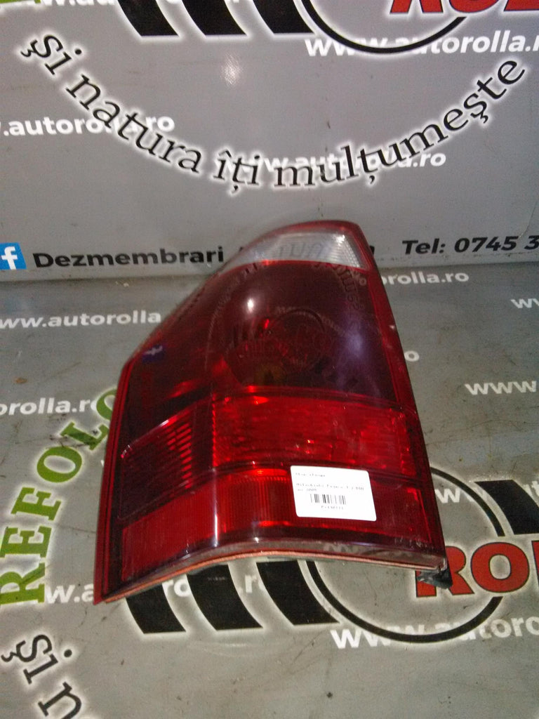 Stop stanga Mitsubishi Pajero 3.2 DID an 2005