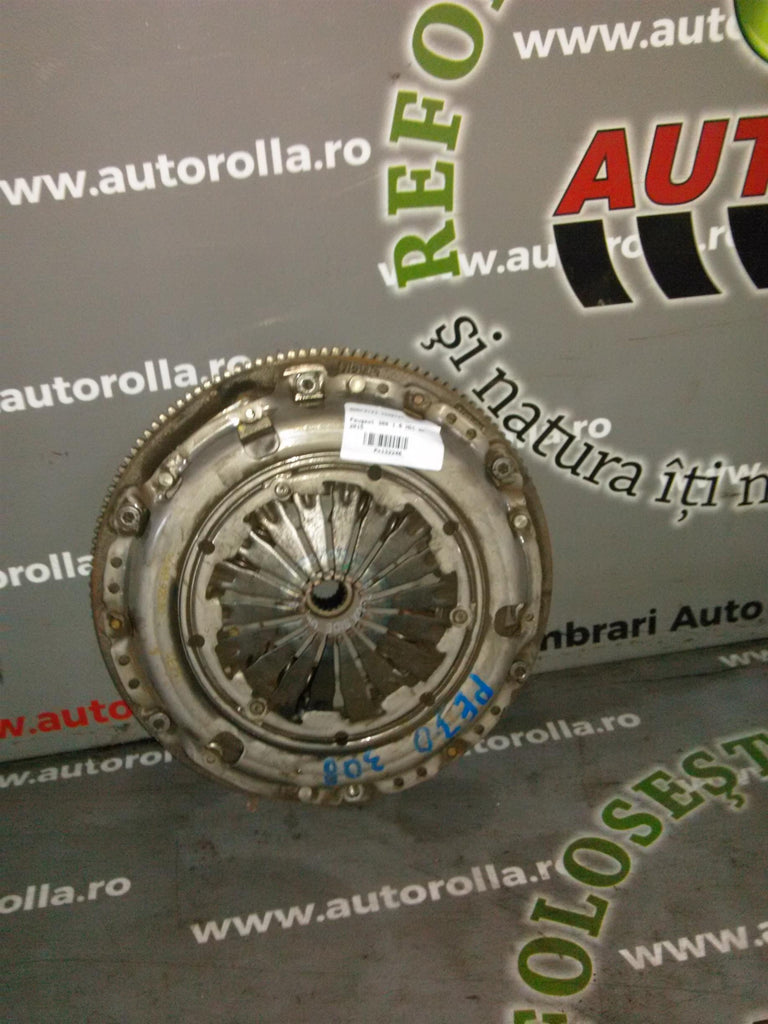 Ambreiaj complet Peugeot 308 1.6 HDI an 2015