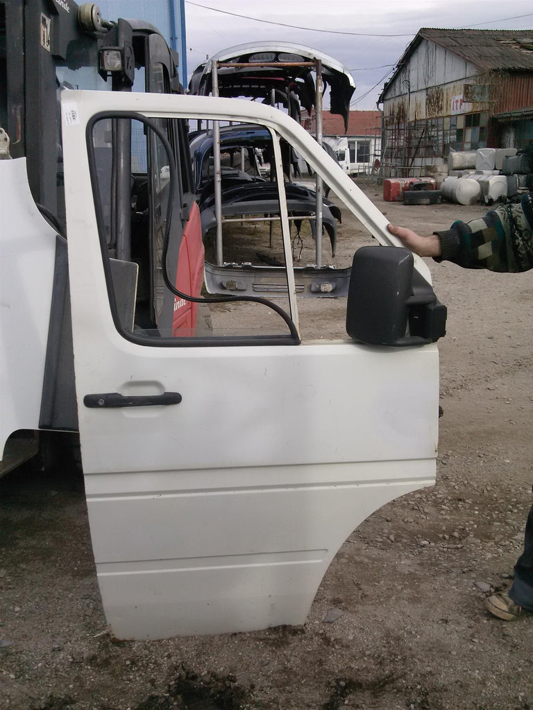 Usa dreapta fata Volkswagen LT35