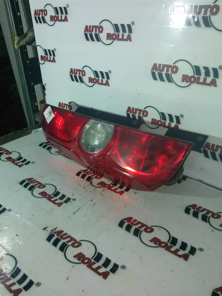 Stop stanga Fiat Doblo an 2016