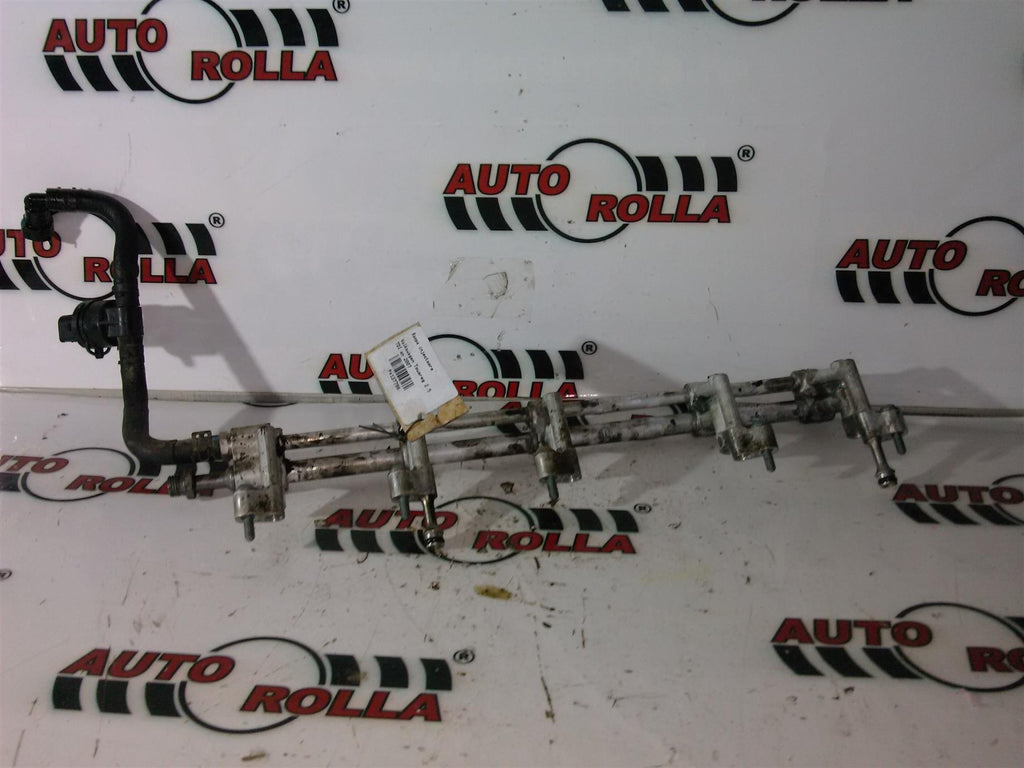 Rampa injectoare Volkswagen Touareg 2.5 TDI an 2007