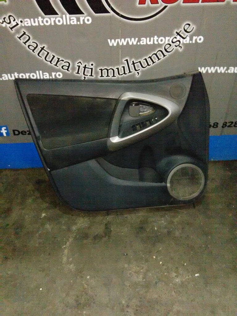 Tapiterie usa stanga fata Toyota Rav 4 2.2D an 2008
