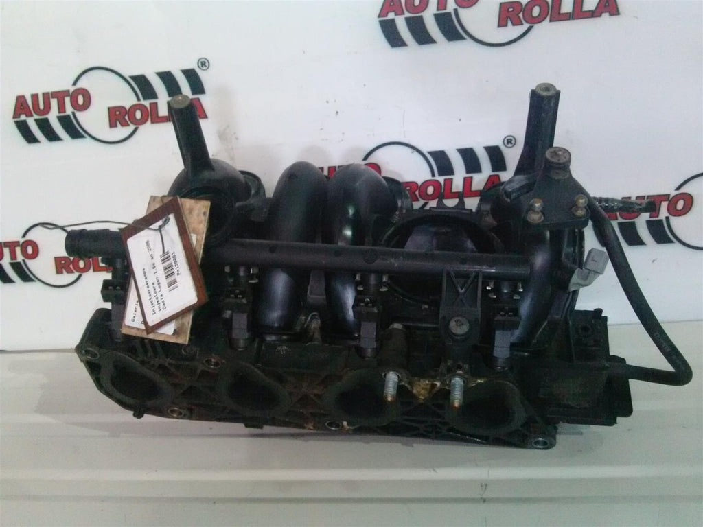 Injectoare+rampa injectoare Dacia Logan 1.6s an 2006