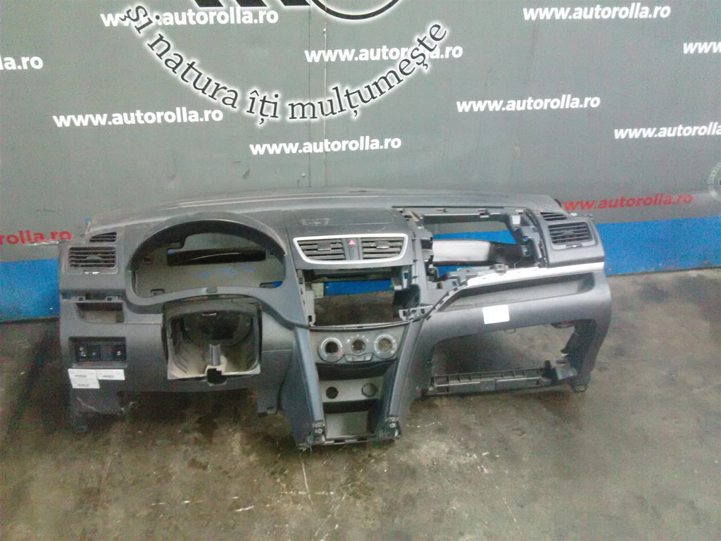 Plansa bord Suzuki Swift 1.2S, an 2010