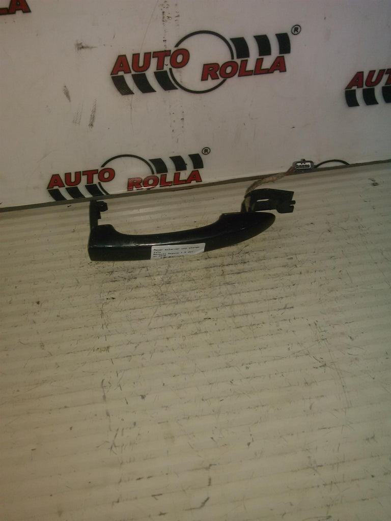 Maner exterior usa stanga fata Renault Megane 1.5 dci, an 2016