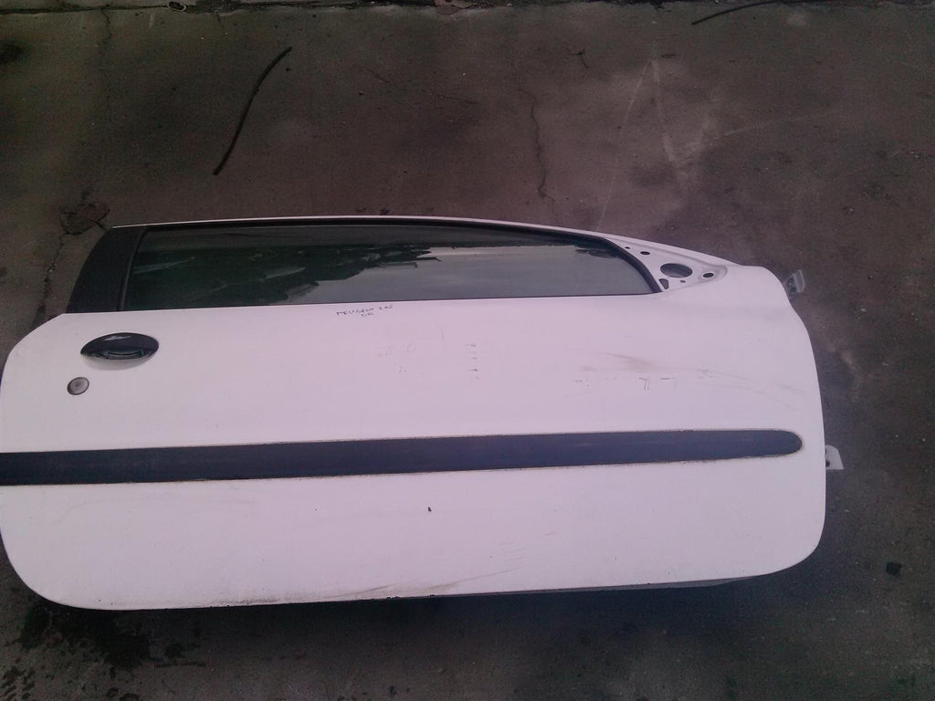 Usa dreapta model 2 usi Peugeot 206, 1.4HDI, an 2005 2 usi