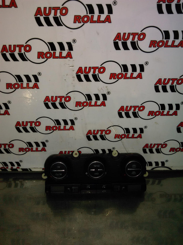 Climatronic cu incalzire in scaune Volkswagen Golf 5, 1.9 tdi, an 2007