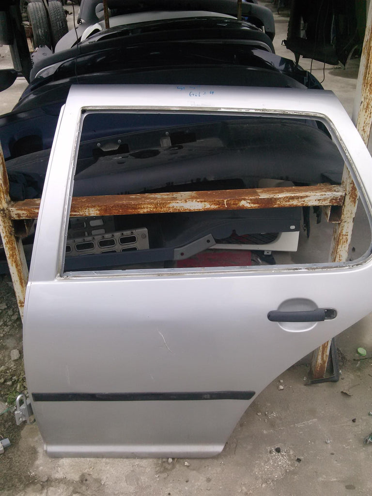 Usa stanga spate goala Volkswagen Golf 4 an 2003