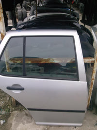 Usa dreapta spate completa Volkswagen Golf 4 an 2003