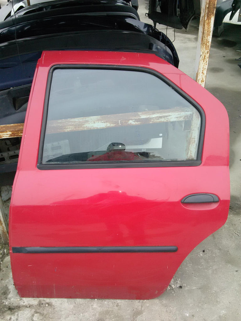 Usa stanga spate completa Dacia logan 1.4mpi ,an 2007