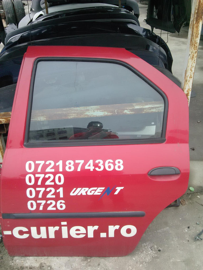 Usa stanga spate  completa Dacia logan 1.4mpi ,an 2007