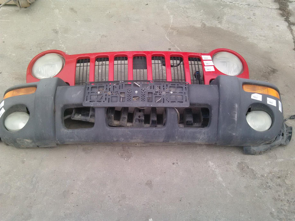 Bara fata Jeep Cherokee 2.8D, an 2004